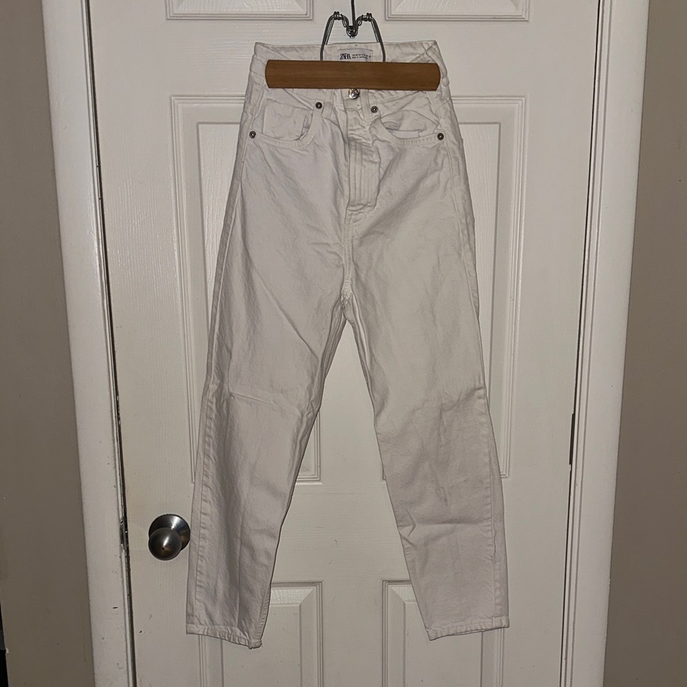 Zara Cream Straight Leg Jeans